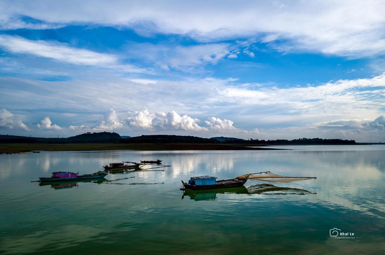 Family Garden House At Tri An Lake, Dong Nai Phu Cuong Buitenkant foto